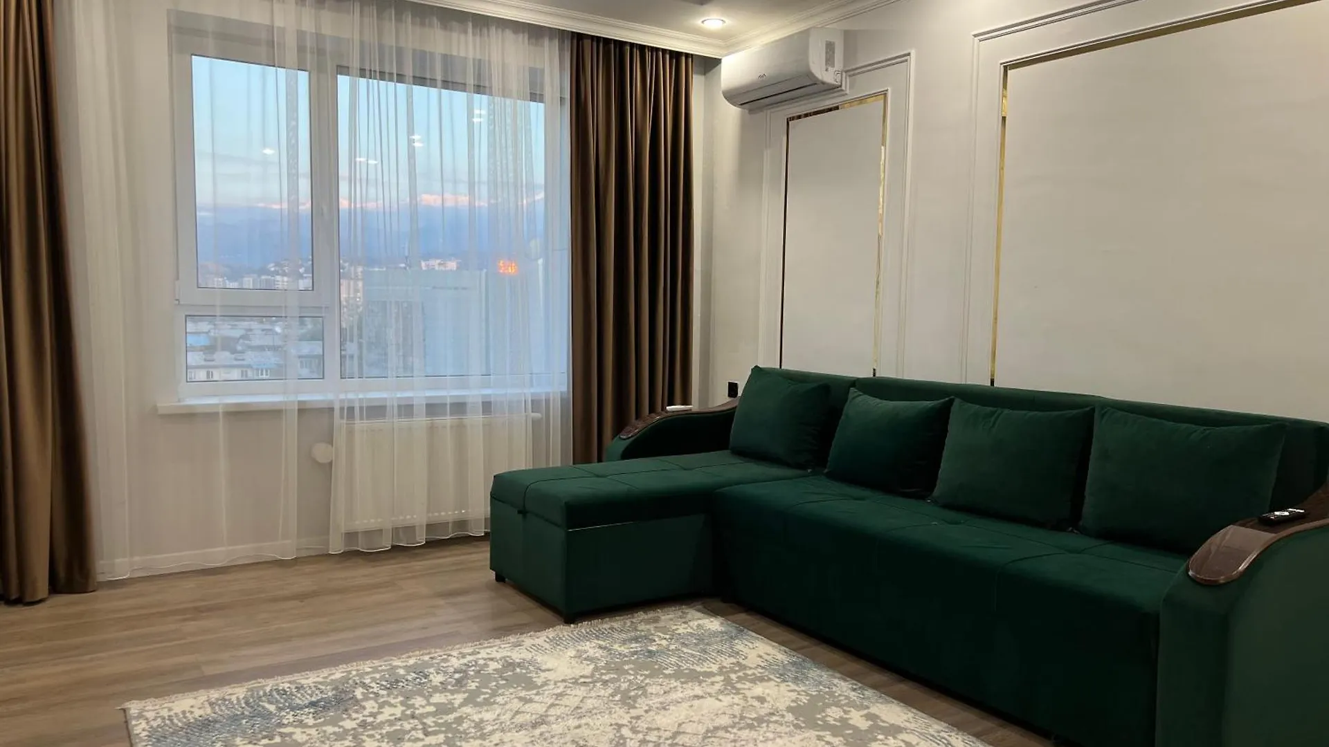 4You 2-Room Apartments Αλμάτι 0*,  Καζακστάν